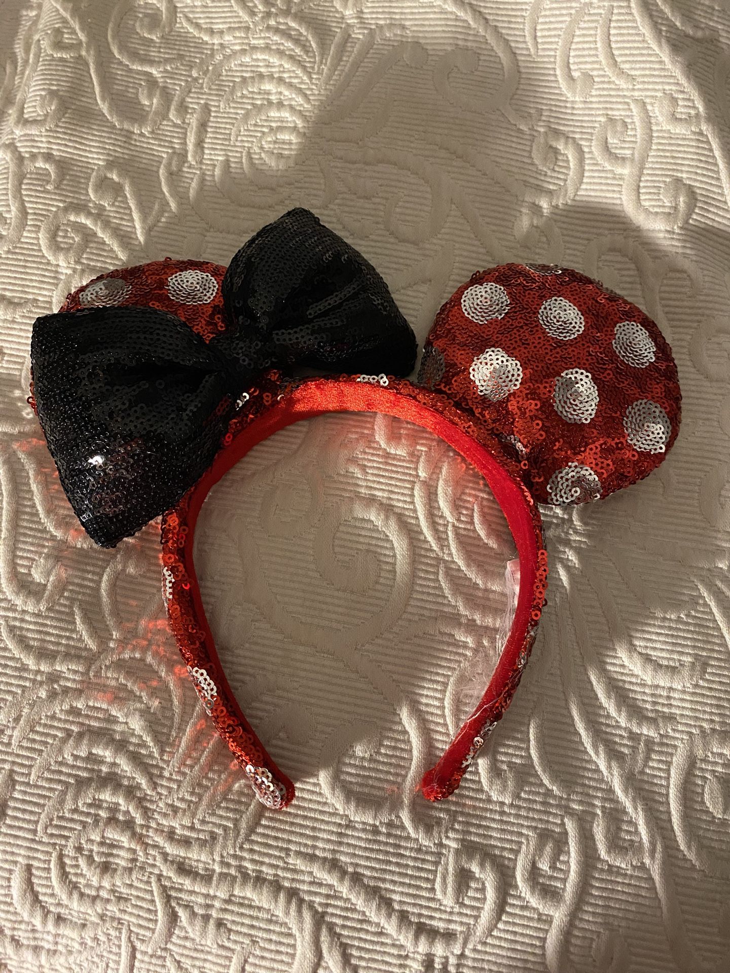 MINNIE MOUSE EARS