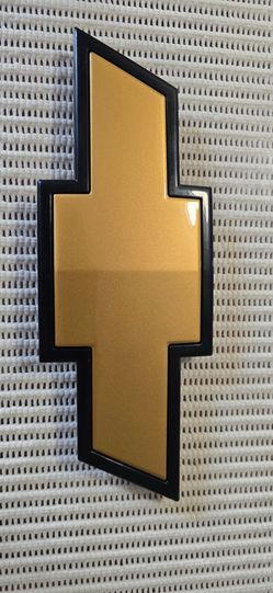 Chevy emblem