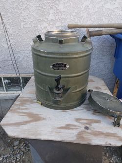 Insulated Water Container