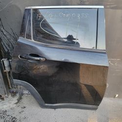 17/21 Jeep Copass Right Rear Door Assbly $475