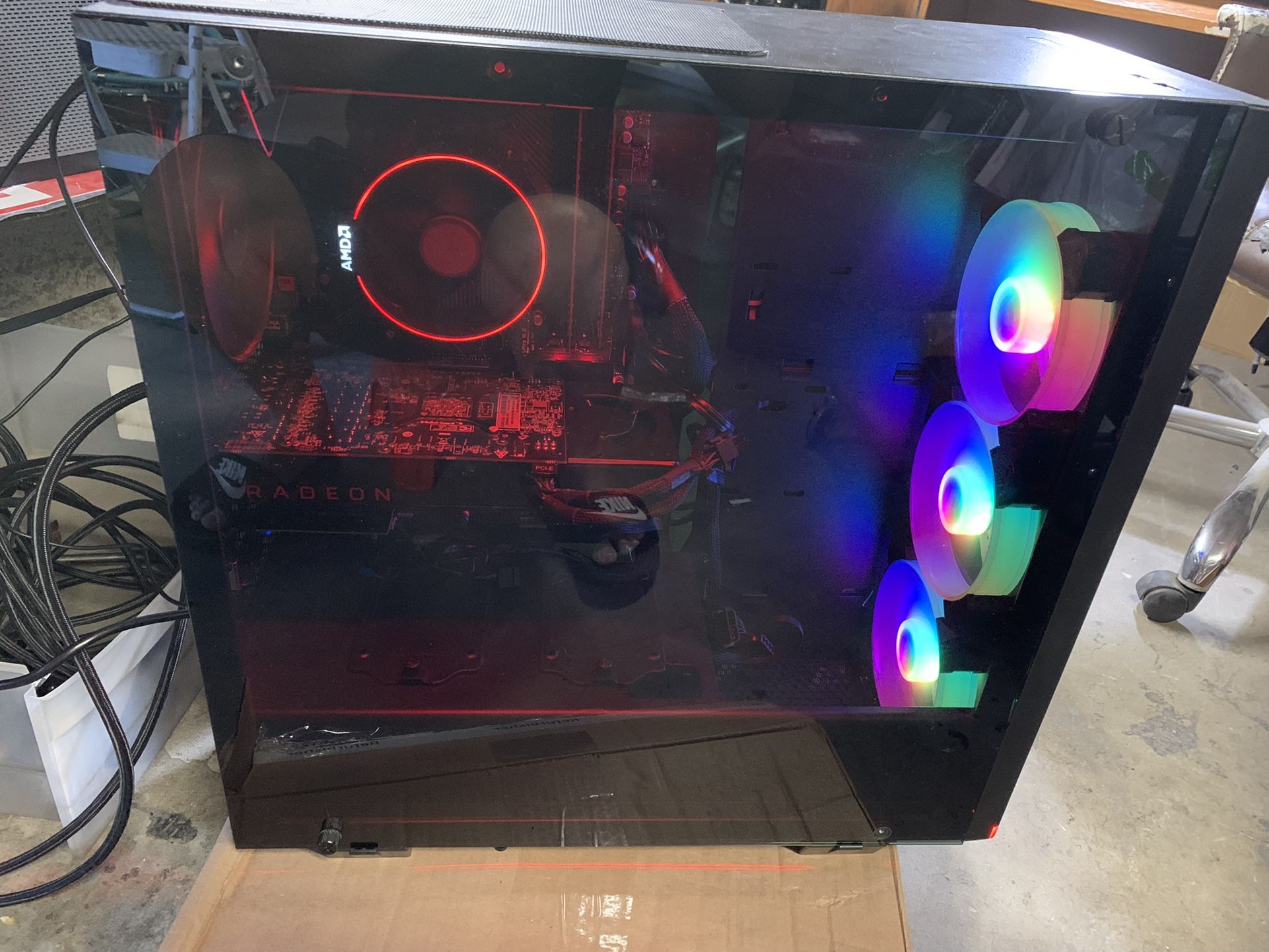 PC GAMING RYZEN 7-2700 -32GB-GPU RX480 / 256GB SSD AND 1TB HDD
