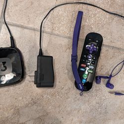 Roku 3 With Remote And Earbuds