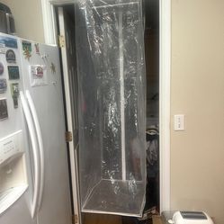 Hanging closet organizer