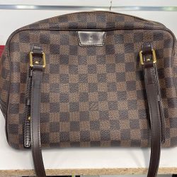Louis Vuitton Purse 