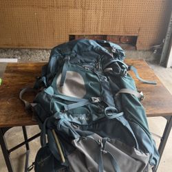 Osprey Ariel 55 Women's Backpacking Pack - MUST GO
