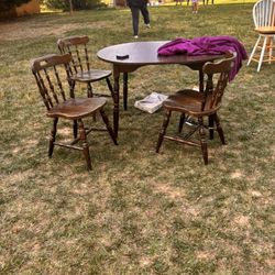 2 Different Set Of Kitchen Tables Need Gone Today 