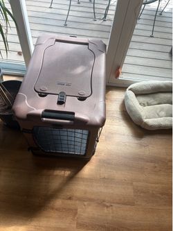 Pet gear crate