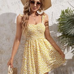 Ditsy Floral Print Shirred Cami Dress