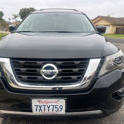 2017 Nissan Pathfinder