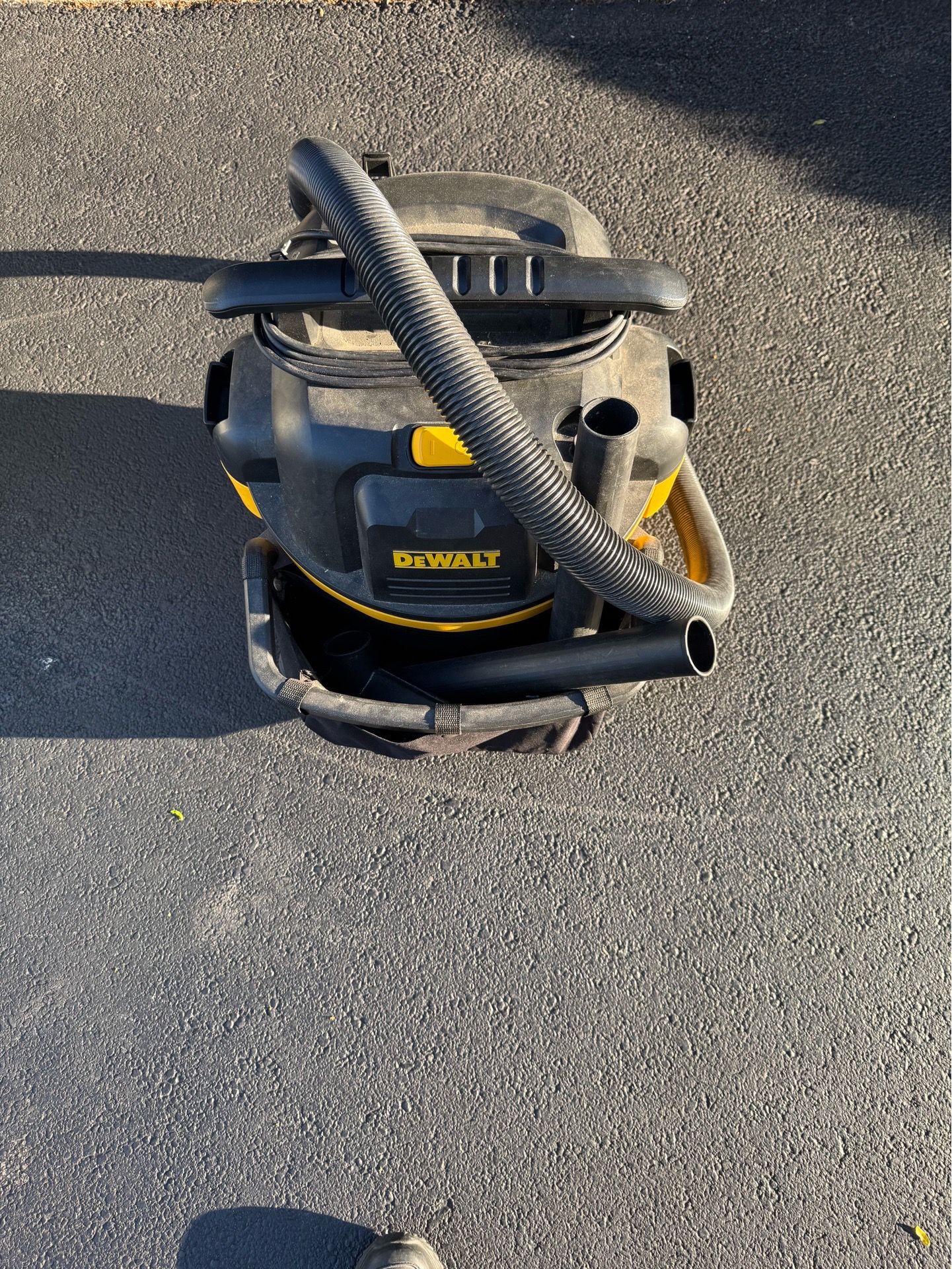 Dewalt wet dry vacuum 9 gallon