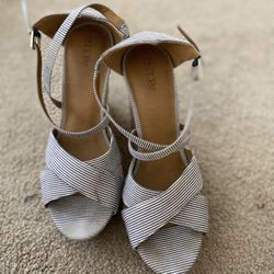 Navy/white Striped Wedges 8.5