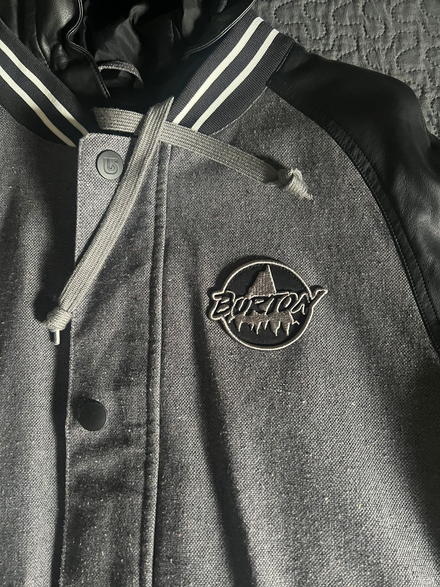 Burton Snow Jacket Adult Size Small 