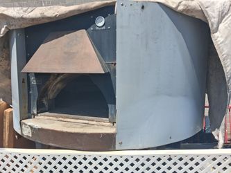 Wood pizza oven