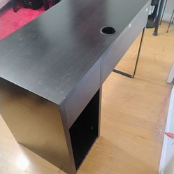 Computer desk