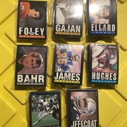 1985 Vintage Football Cards 8 Bags