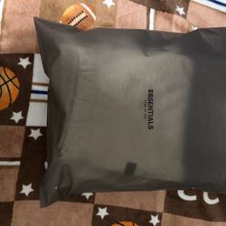 Essentials Sweatpants Medium 