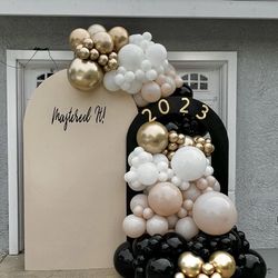 , balloon garland , backdrop