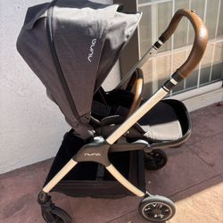 Nuna Triv Stroller