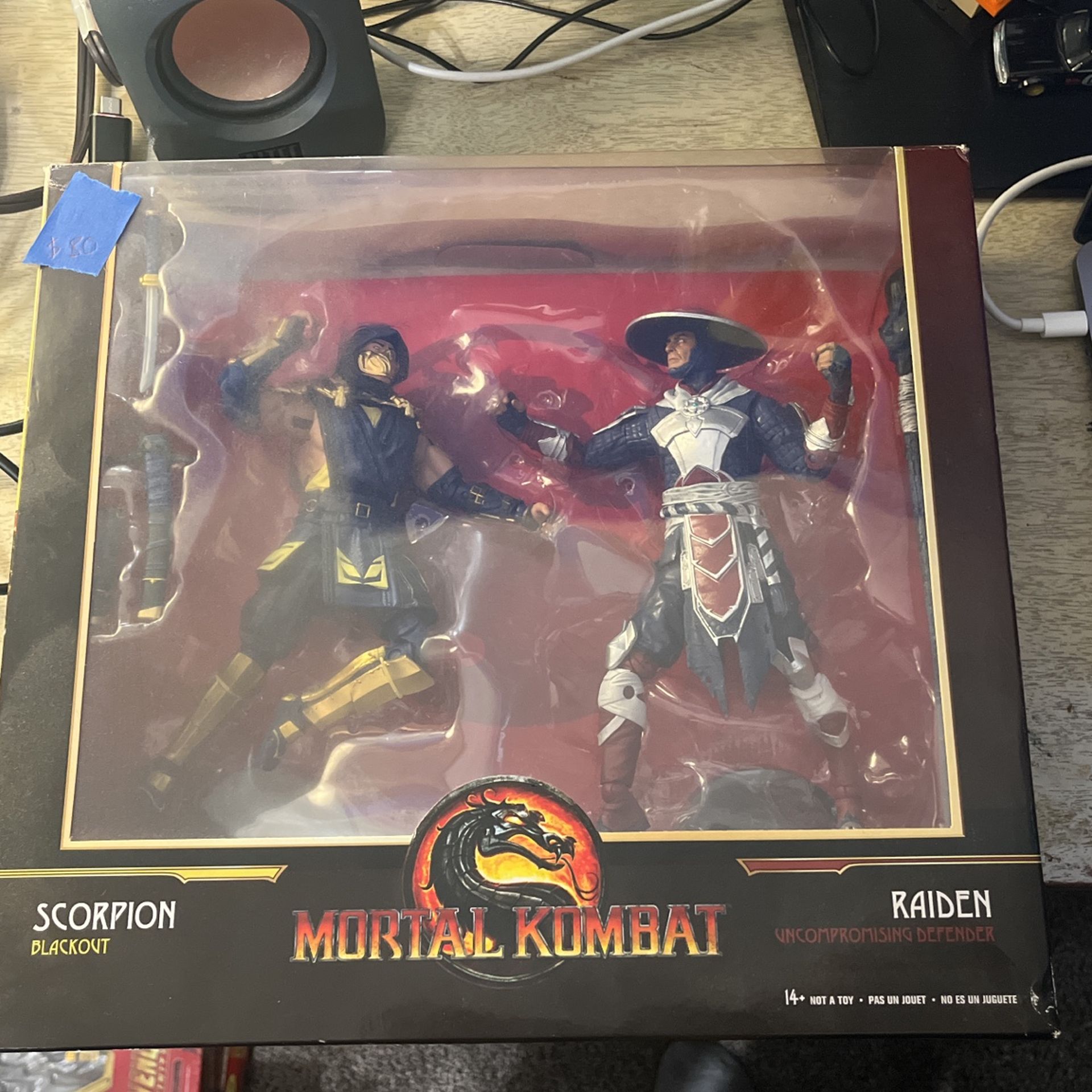 McFarlandToys Scorpion Vs Raided