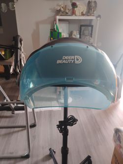 Beauty salon / hair dryer