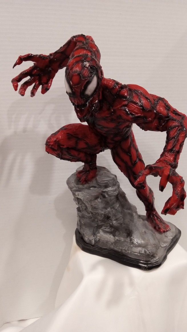 CARNAGE ACTION STATUE