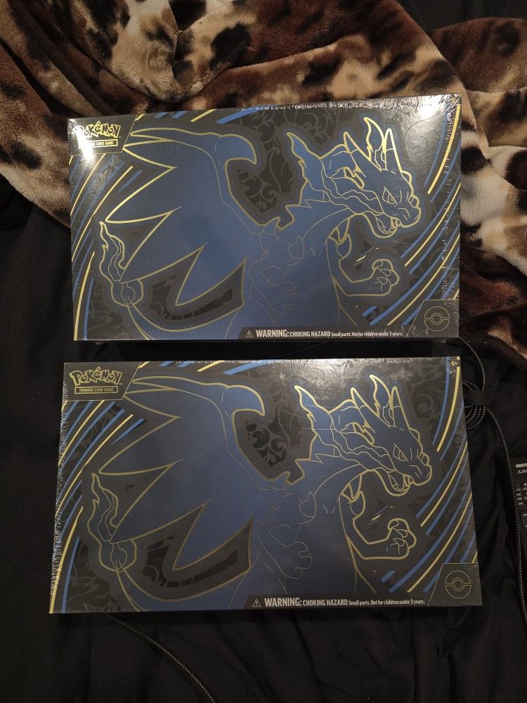 Charizard Ex Ultra Premium Collection