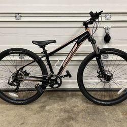 27.5” Breezer Storm 2019 Hardtail MTB - Size: XS