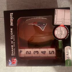 *Brand New* MasterPieces NFL New England Patriots Shake N' Score Dice Game. 