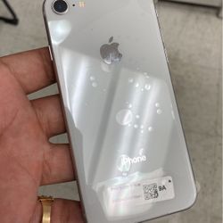 iPhone 8 64gb 