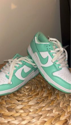 Nike Wmns Dunk Low 'Green Glow'