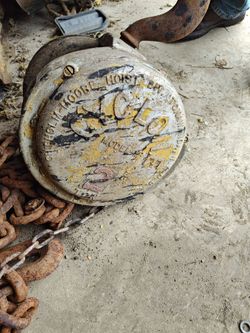 Vintage 2 ton chain hoist