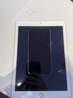 Bundle of iPhone X and IPad Air 2