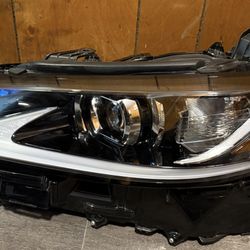 2023 Lexus ES350 Left headlight xenon 