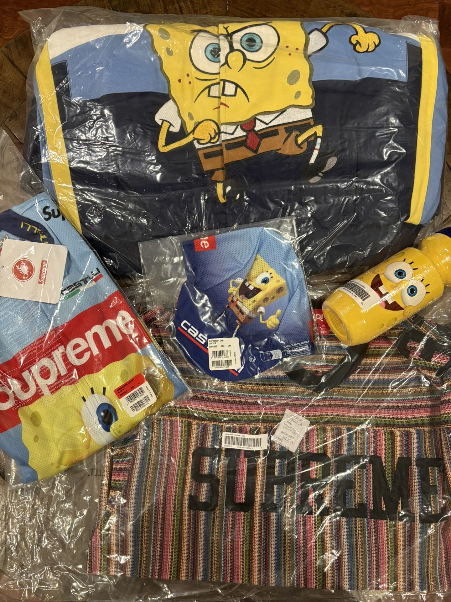 Supreme SS 25 SpongeBob Jeff Hamilton RACING JACKET, Specialized Sports Bottle, Cycling Cap