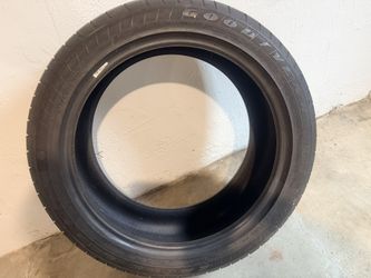 Good year tire 245/45/19