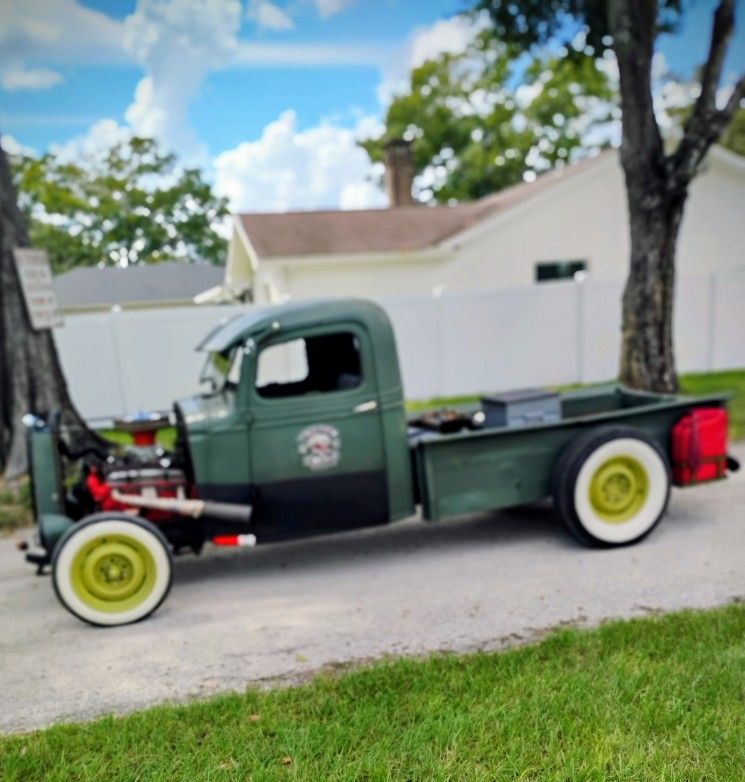 1933 Chevy Rat Rod Pickup