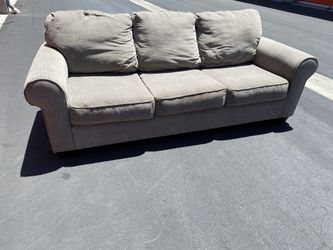 Macy’s like new gray couch