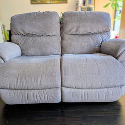 La-Z-Boy Loveseat Dual Power Recliner