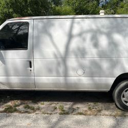 2000 Ford Econoline