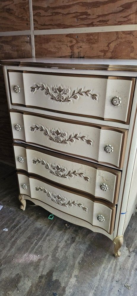VINTAGE FRENCH BONNET PROVENTIAL DRESSER
