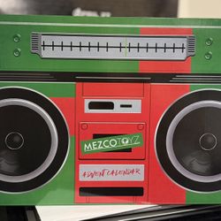 Mezco One:12 Slugfest’s Emporium of Badassery Advent Calendar (Cuzin Eddi)