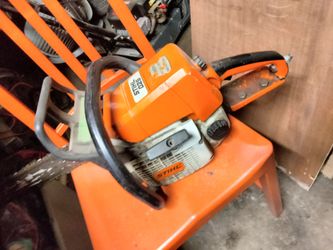 Still chainsaw good compression 16 or 18 inch not sure.