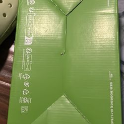 Crocs Classic Clogs Frothy Green Color  – Women’s Size 9 - Men’s Size 7– Brand New w/ Box