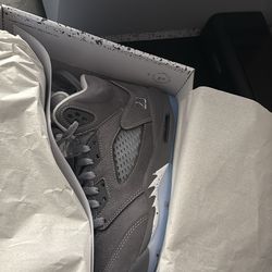 JORDAN 5 WOLF GREY SIZE 9.5