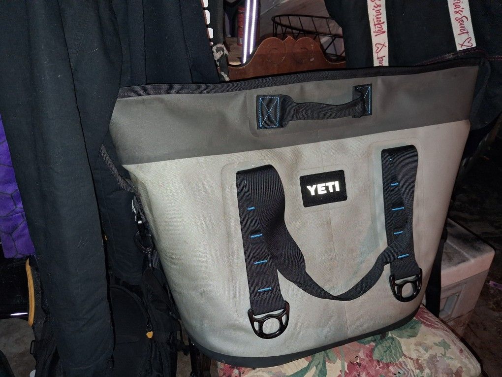 Yeti Hopper 3p