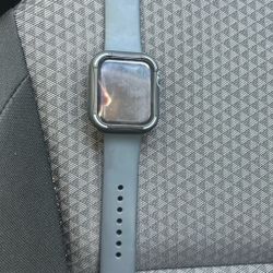 Apple Watch SE 44mm GPS Only 
