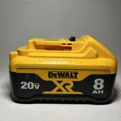 Dewalt 20V XR 8 AH Battery
