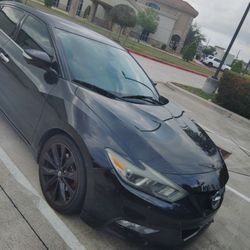 6438 Green Shoals Ln, Houston, TX 77066