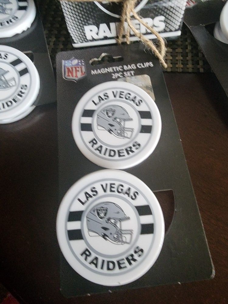 Raider Chip Clips