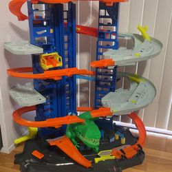 HotWheels Ultimate Garage